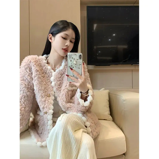 Spliced Plush Insulation Jacket for Stylish Comfort - Comfort Gift Box