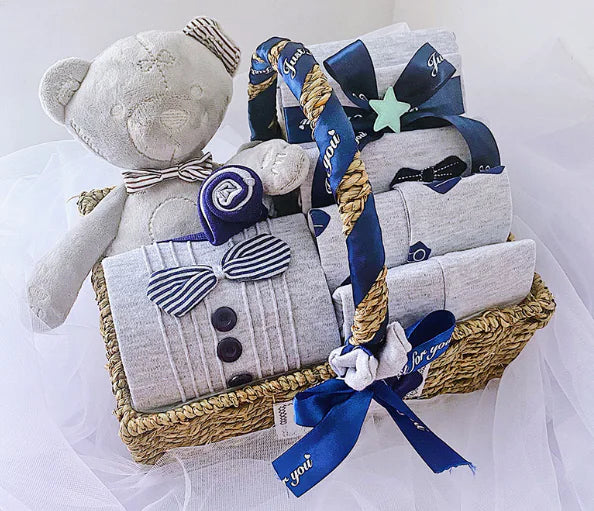 Newborn Baby Clothing Set Gift Box (One Set) - Comfort Gift Box