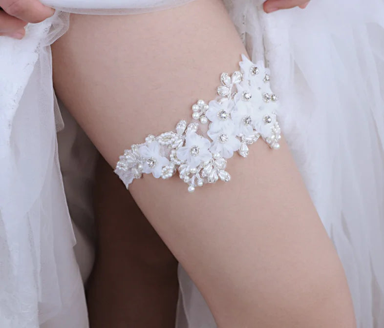 Bridal Rhinestone Garter Belt with Pearl Flower Socks