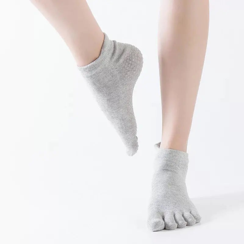Professional Non-Slip Five-Finger Yoga Socks - Comfort Gift Box