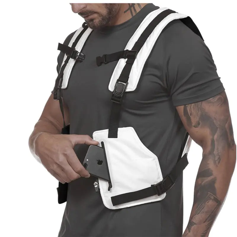 Multifunctional Tactical Vest with Reflective Design