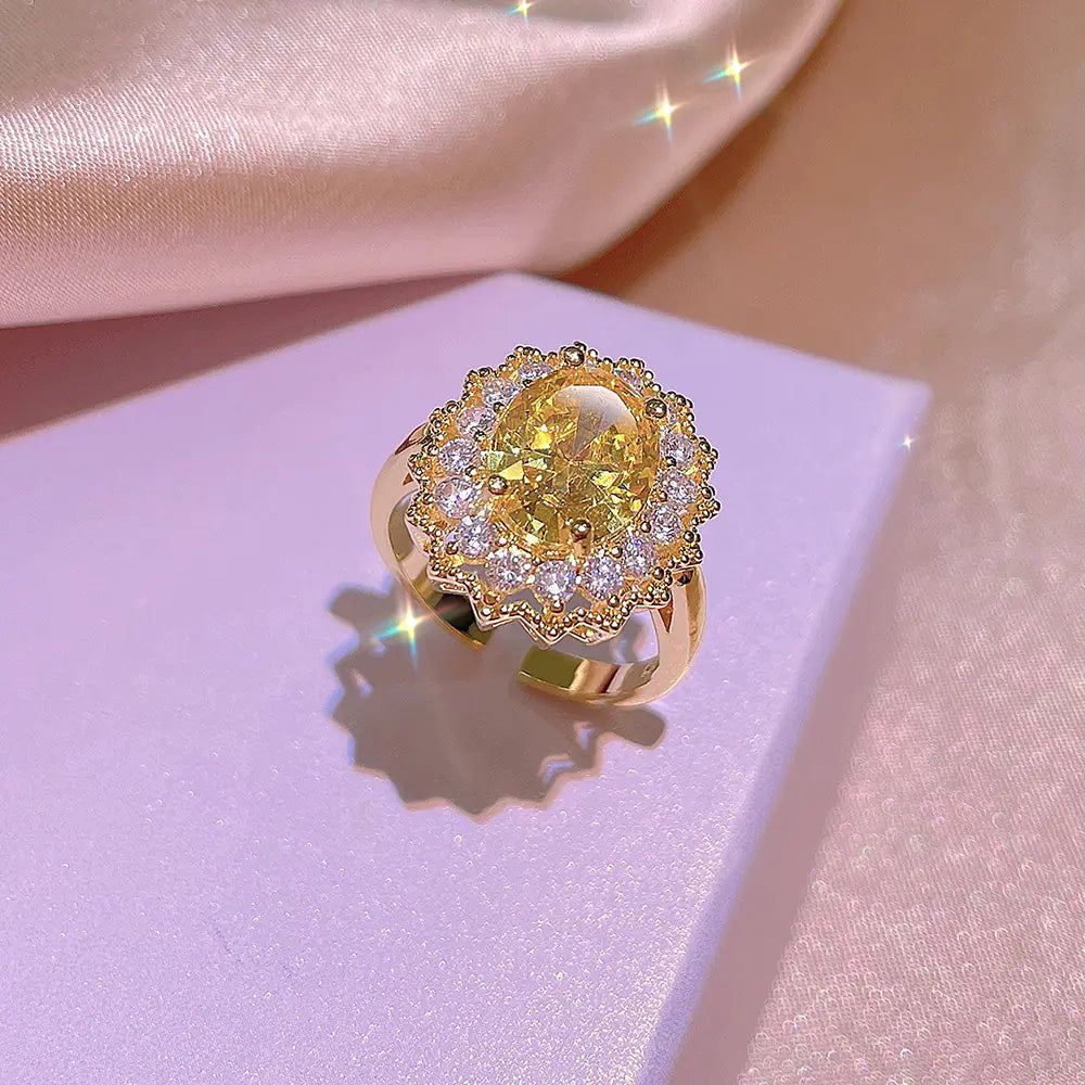 Yellow Diamond Inlaid Jewelry Set: Rings, Pendants, Earrings