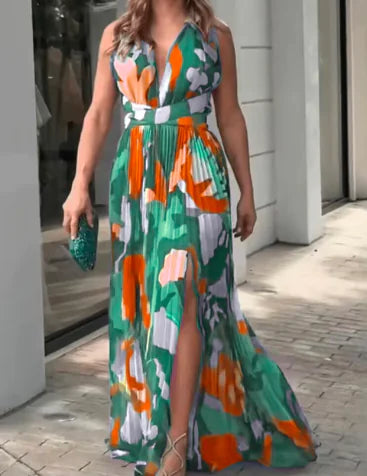 Sleeveless Pleated Backless Dress