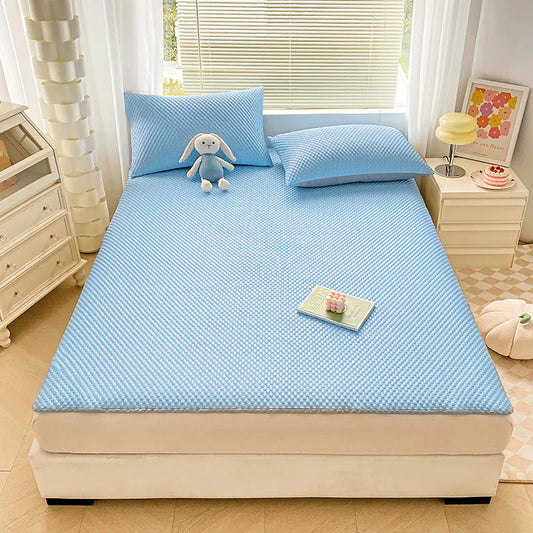 Solid Color 3D Ice Silk Bedding Set for Summer (3 Pieces)