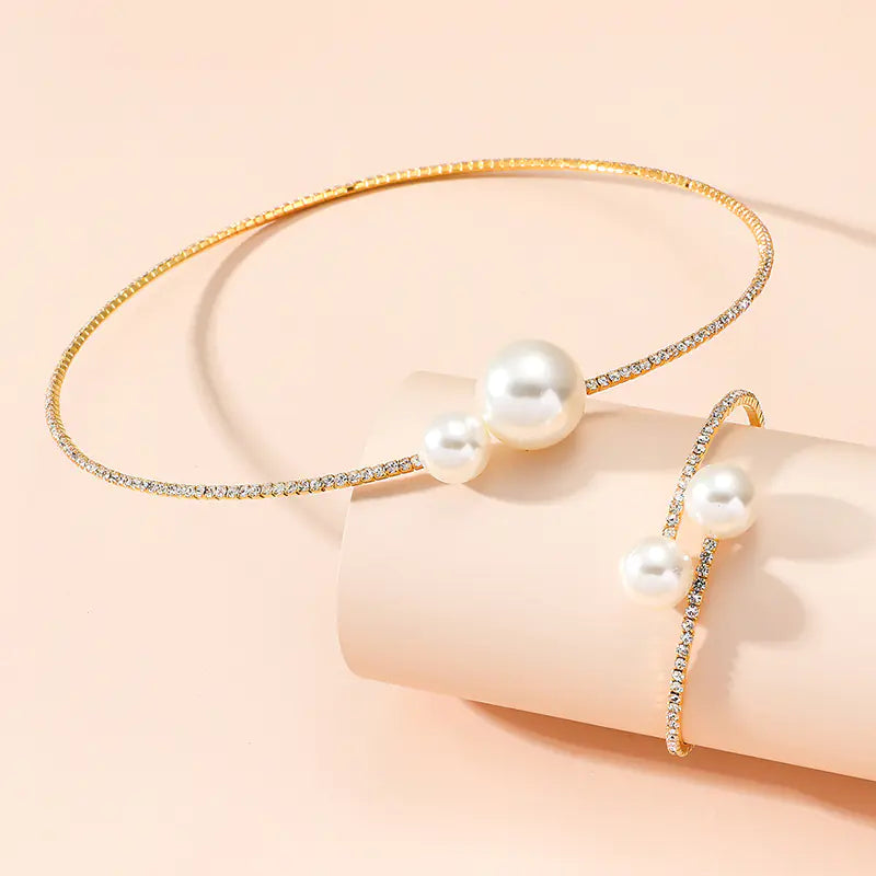 Fashion Pearl and Rhinestone Necklace Bracelet Set