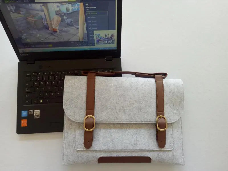 Felt Bag, Felt Laptop Bag, Apple Laptop Case - Comfort Gift Box